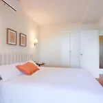 Appartement Seafront Views In