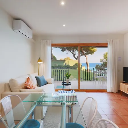 Seafront Views In Appartement
